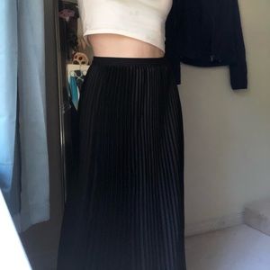 babaton black accordion skirt